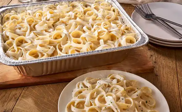 Creamy Fettuccine Alfredo pasta recipe for 4 to 6 servings