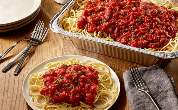 Classic Spaghetti with meat sauce recipe for 4 to 6 servings